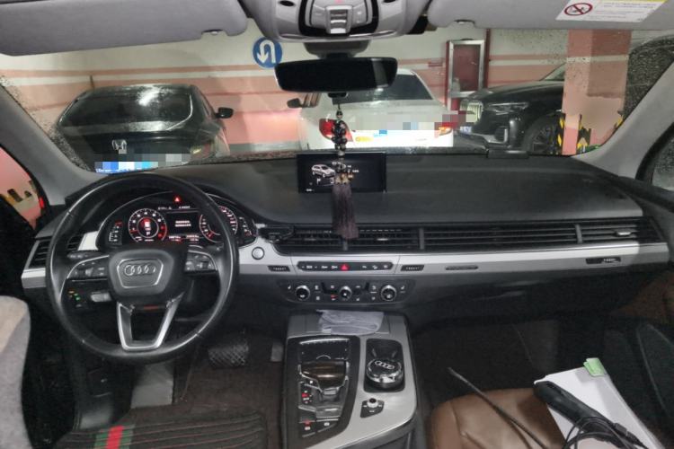 Used Audi Q7 2019 45 TFSI Comfort Model