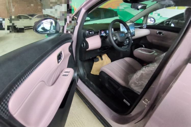 Used AION UT 2025 330 Starlight Edition
