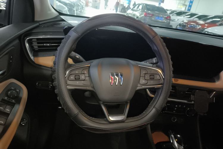 Used Buick Encore PLUS 2023 Smart Fun Edition
