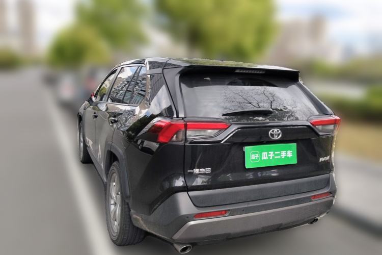 Used Toyota RAV4 2021 2.0L CVT Two-Wheel Drive Fashion PLUS Edition