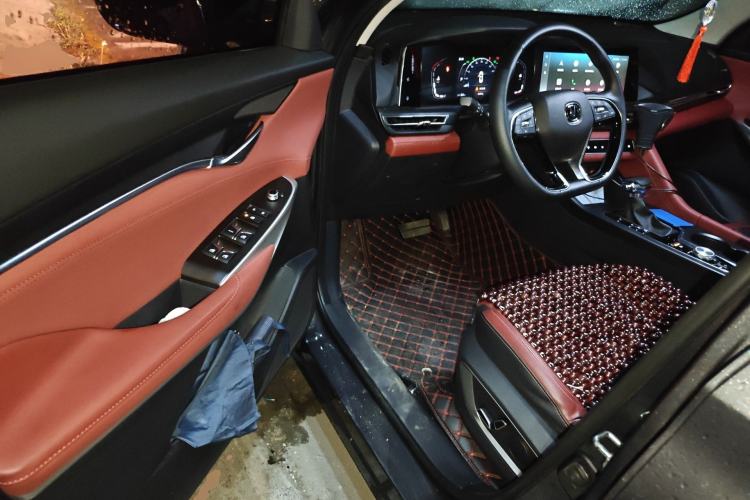 Used CHANGAN CS75 PLUS 2020 1.5T Automatic Luxury Version
