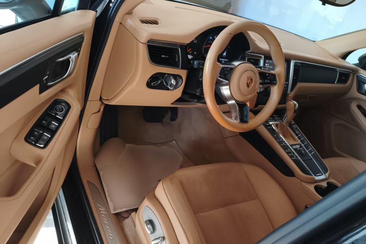 Used Porsche Macan 2014 Macan 2.0T
