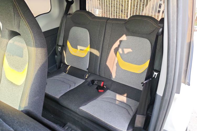 Used Chery QQ Ice Cream 2022 170km Sundae Phosphate Lithium-Ion