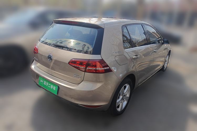 Used Volkswagen Golf 2017 230TSI Automatic Comfort Edition – Celebrating Milestone of One Million Units Rear Right 45 Deg