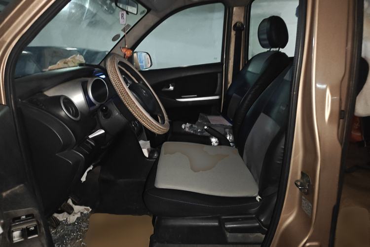 Used CHANGAN KAICHENG Ounuo S 2014 1.3L Happiness Model Left Front Seat