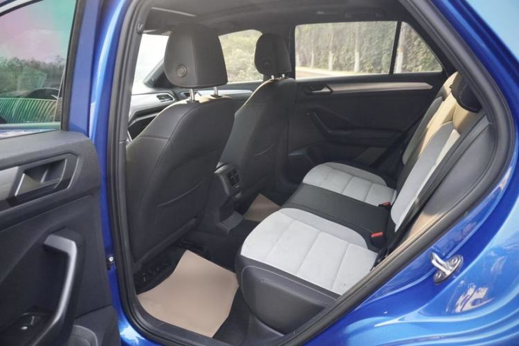 Used Volkswagen T-ROC 2020 280TSI DSG Two-Wheel Drive R-Line Pro
