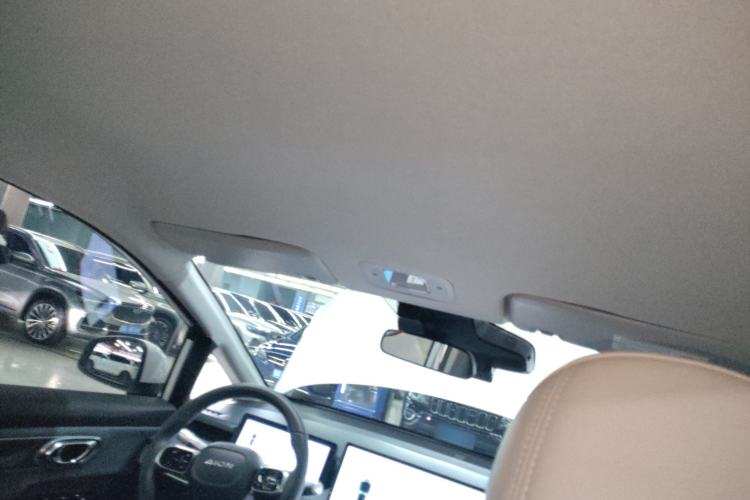 Used AION Y 2022 Plus 70 Enjoy Edition