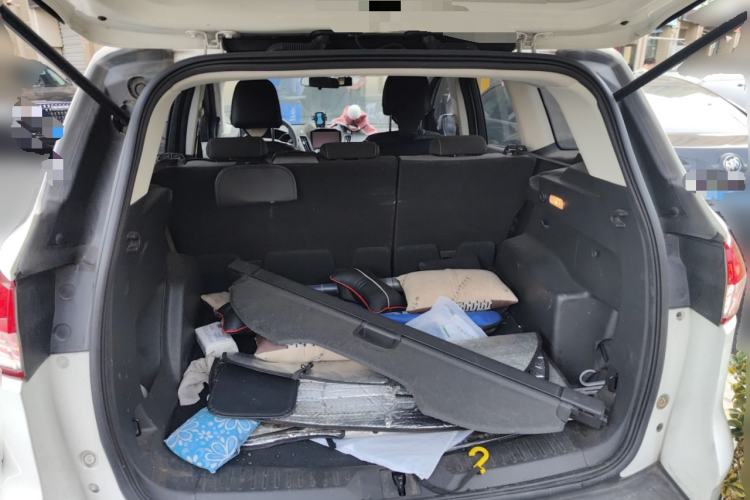 Used Ford Kuga 2015 1.5L GTDi Two-Wheel-Drive Comfort Model Trunk