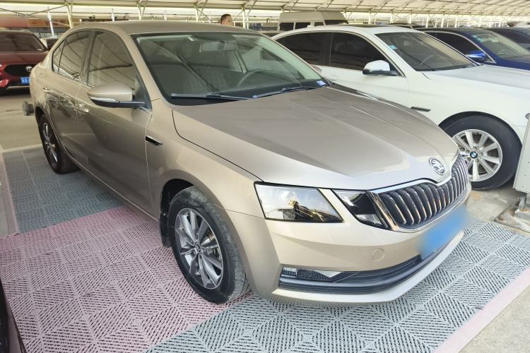 Used Skoda Octavia 2019 1.5L Automatic SmartDrive Comfort Edition China VI Standard
