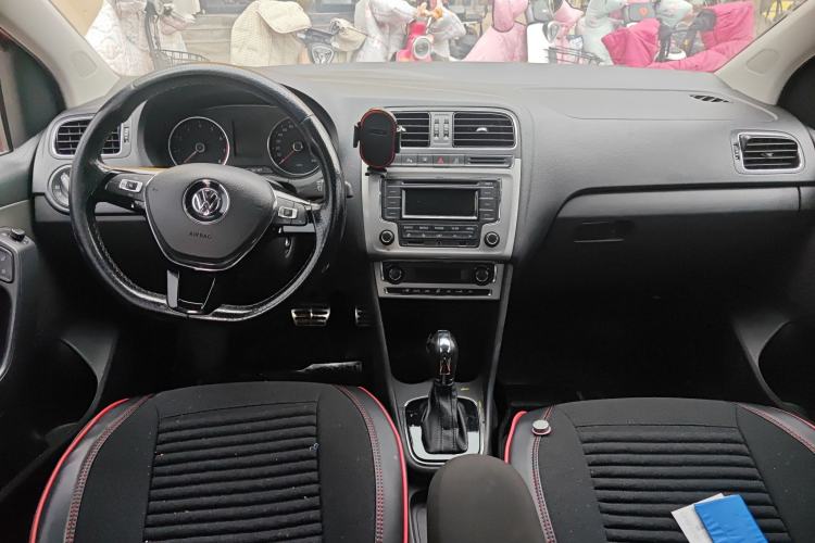 Used Volkswagen Polo 2014 1.6L Cross Polo Automatic