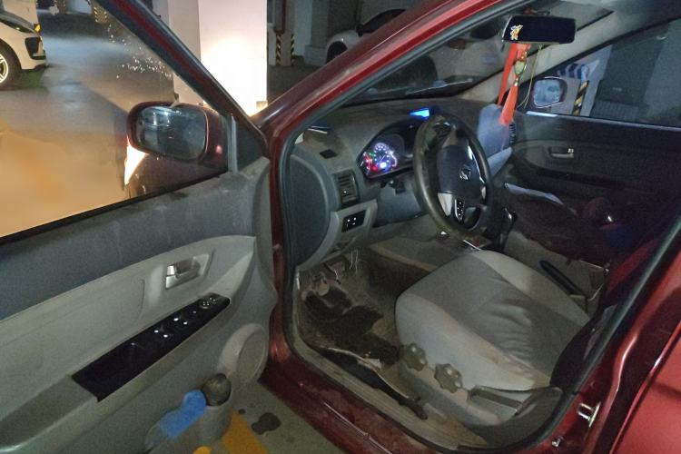 Used BAIC Weiwang M20 2014 1.5L Luxury Version BJ415B