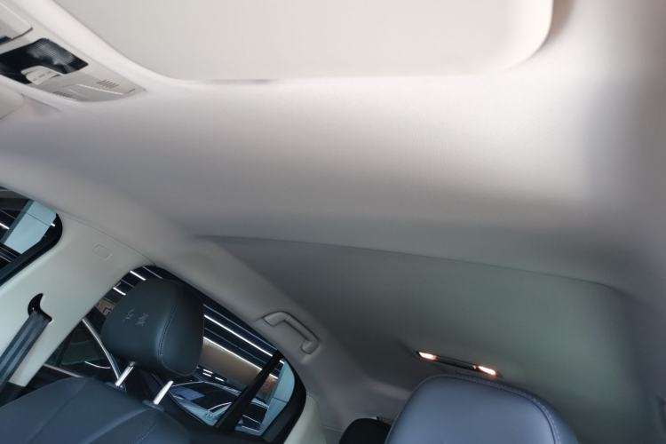 Used Hongqi E-QM5 2021 Charging T3 Version 5 Seats
