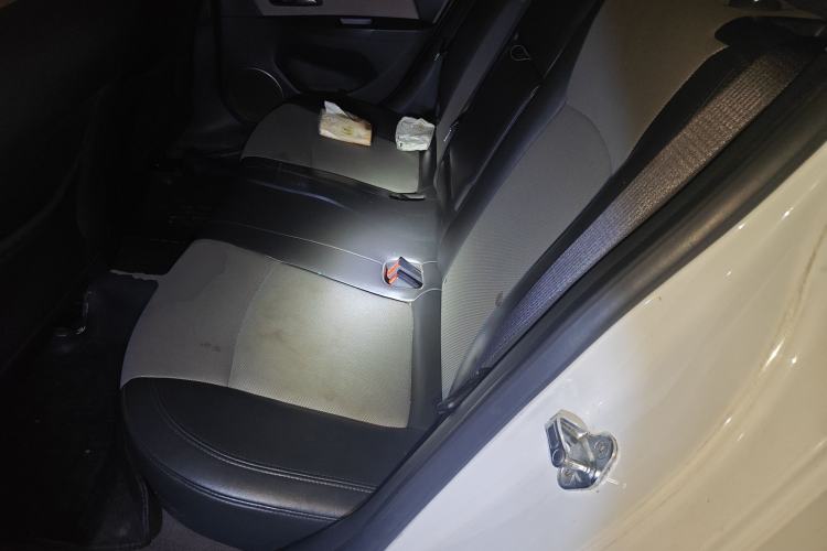 Used Chevrolet Cruze 2013 1.6L SE MT
