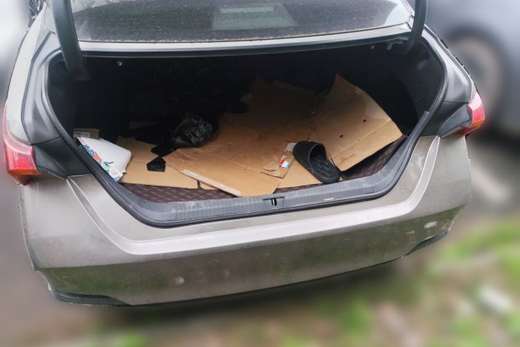 Used Toyota Avalon 2022 Dual-Engine 2.5L Luxury Edition Trunk