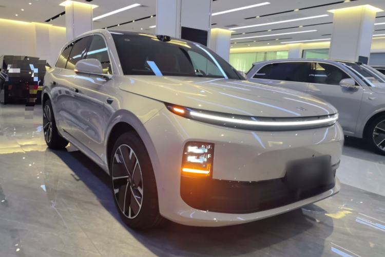 Used Li Auto L6 2025 Pro Smart Refresh Edition
