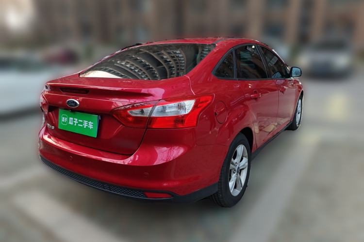 Used Ford Focus 2012 Sedan 1.6L Manual Fashion Edition
