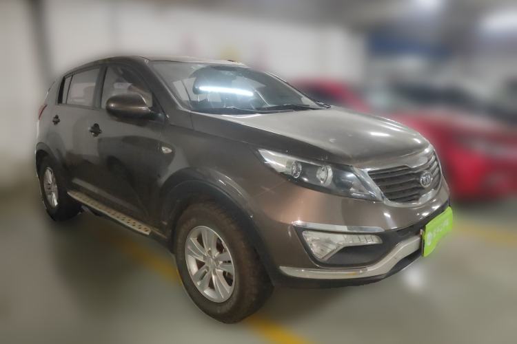 Used Kia Sportage R 2012 2.0L Manual Two-Wheel Drive GL Trim
