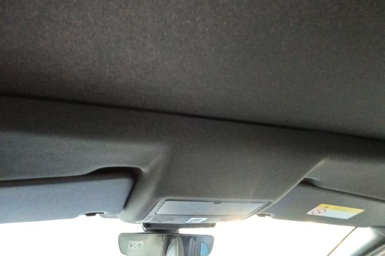 Used Land Rover Discovery Sport 2021 249 PS R-Dynamic SE Performance Tech Edition 5 Seats Headliner