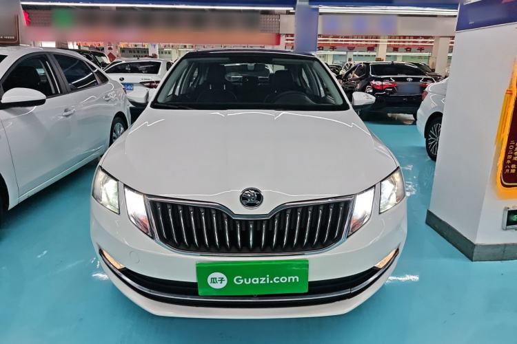 Used Skoda Octavia 2018 TSI230 DSG Luxury Edition