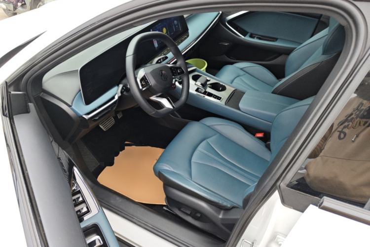 Used MG 7 2023 1.5T DCT Luxurious Supreme Edition