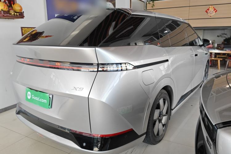 Used XPeng X9 2024 702 Ultra-Long Range Pro