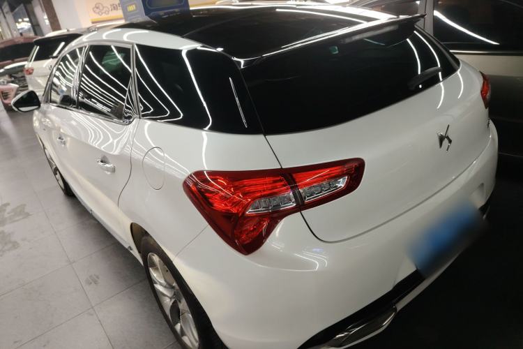 Used DS 5 2014 1.6T Luxury Edition THP160 Exterior 2