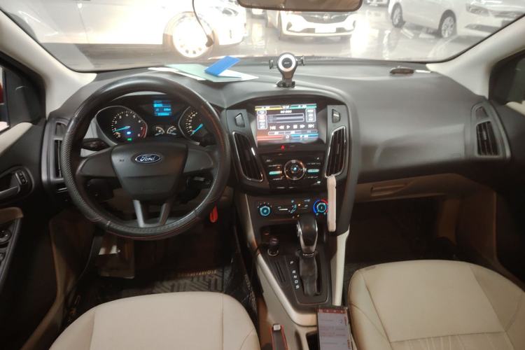 Used Ford Focus 2015 Sedan 1.6L Automatic Comfort Model
