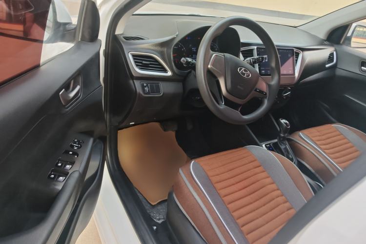 Used Hyundai Verna RV 2017 1.4L Automatic Cool Edition GLS China V Emission Standard Driver Seat