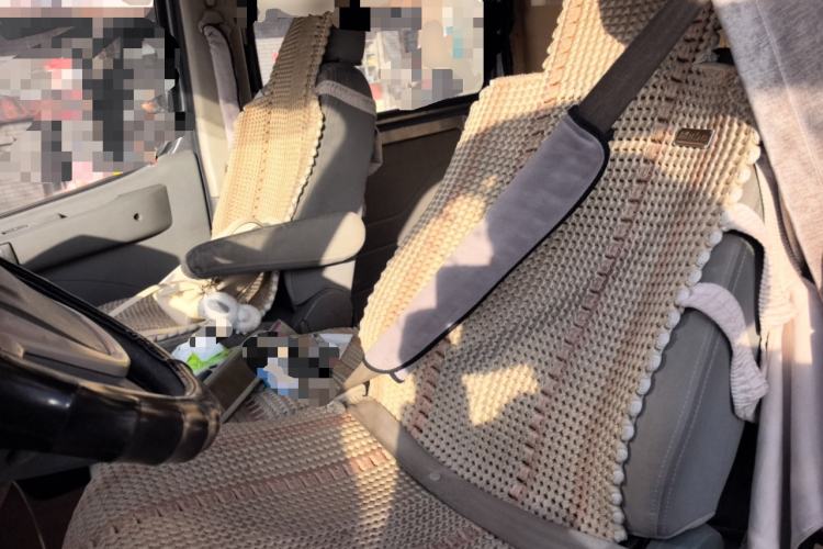 Used SAIC MAXUS Xintu V80 2015 2.5T AMT Aoyuntong Edition Short Wheelbase Mid-Height