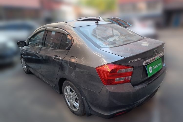 Used Honda City Classic 2012 1.5L manual Comfort version
