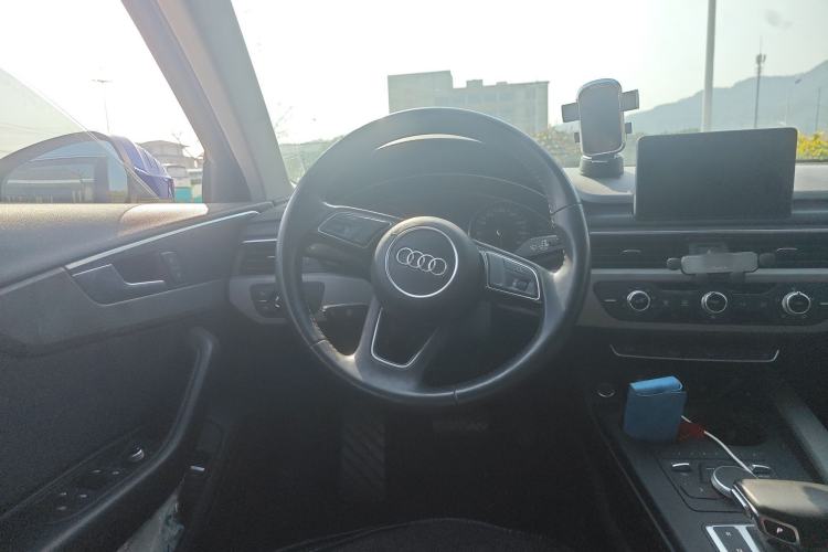 Used Audi A4L 2019 40 TFSI Ambition China VI