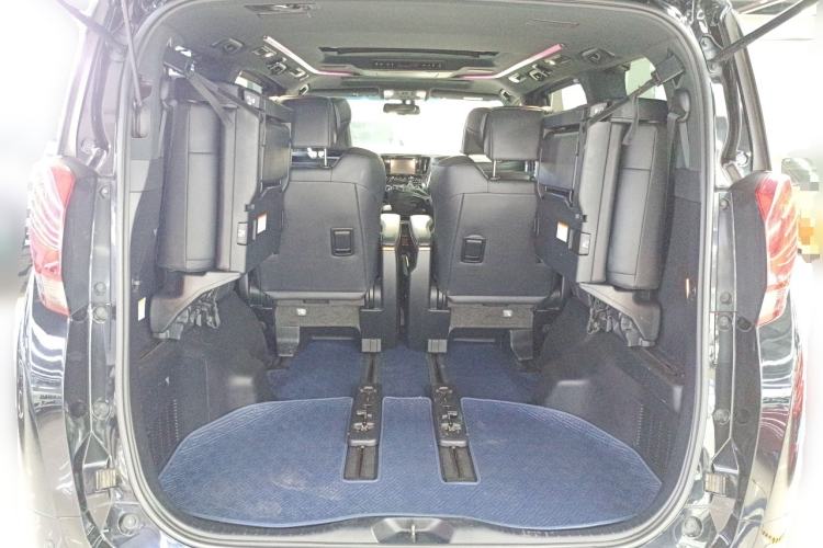 Used Toyota Alphard 2015 3.5L Prestige Edition Trunk