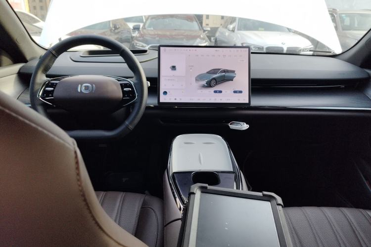 Used CHANGAN NEVO A07 2025 Pure Electric "True Fragrance" Edition 625 Flagship Model Center Console