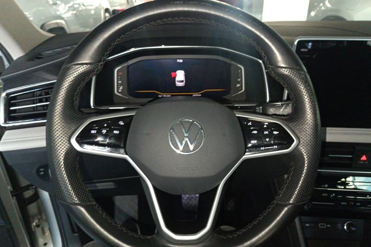 Used Volkswagen Tiguan L 2022 330TSI Automatic Two-Wheel Drive Smart Edition