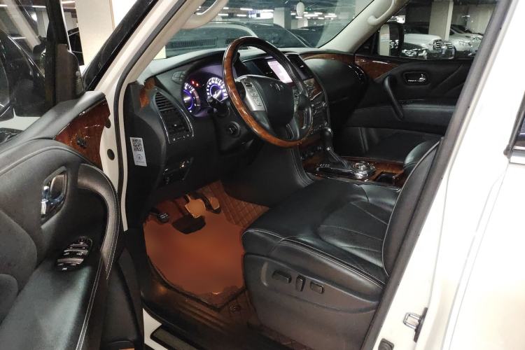 Used Infiniti QX80 2016 5.6L 4WD