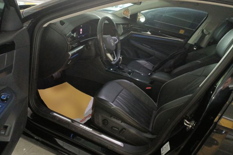 Used Volkswagen Passat 2022 330TSI Starry Luxury Edition