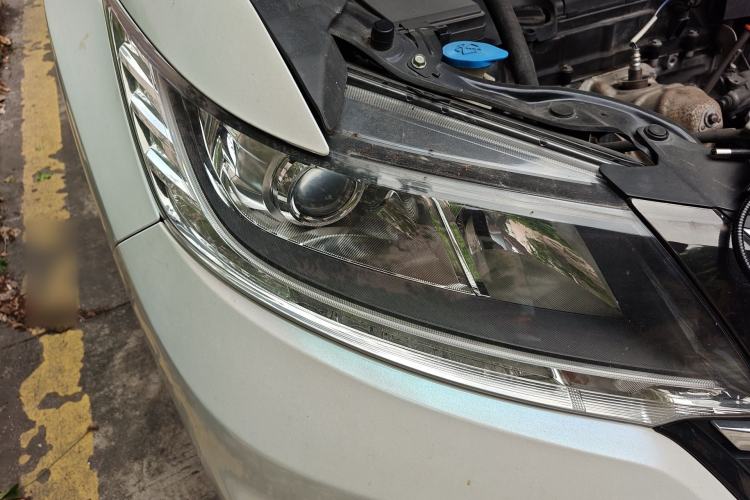 Used Honda Odyssey 2018 2.4L Luxury Edition Right Front Headlight