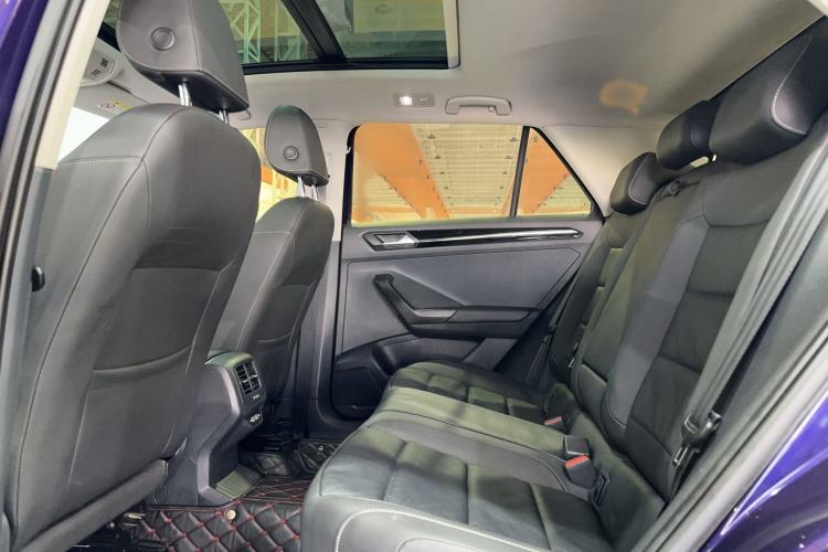 Used Volkswagen T-ROC 2020 280TSI DSG Two-Wheel Drive Comfort Version
