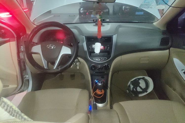 Used Hyundai Verna (older generation) 2010 Sedan 1.4L Manual Standard GL Model
