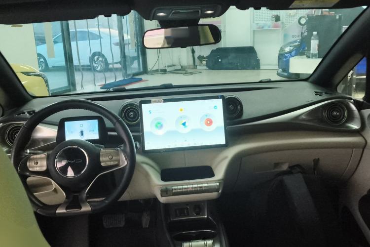 Used BYD Dolphin 2021 405 km Fashion Edition