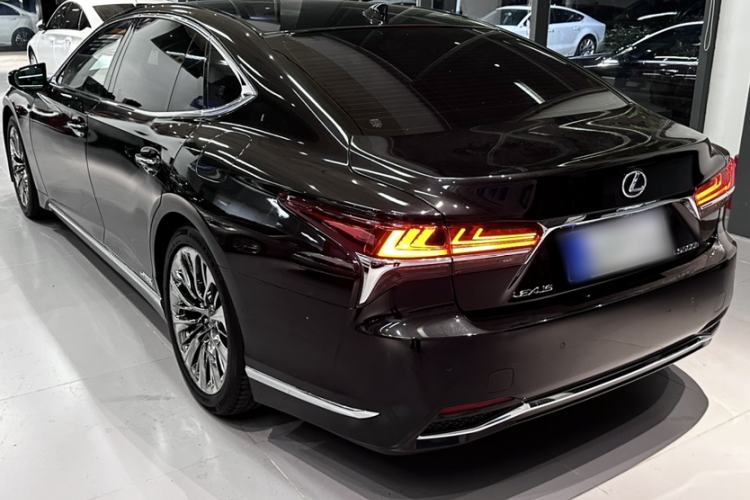 Used Lexus LS 2018 500h Executive Edition China VI Exterior 2
