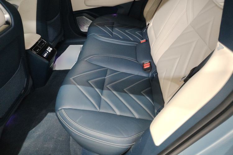 Used Zeekr 001 2021 Ultra-Long Range Dual-Motor YOU Version
