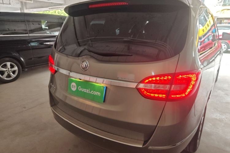 Used Buick GL8 2018 28T Luxury Model China VI Standard Rear