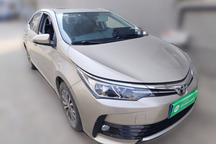 Used Toyota Corolla 2017 Revised Version 1.2T S-CVT GL-i Front Right 45 Deg