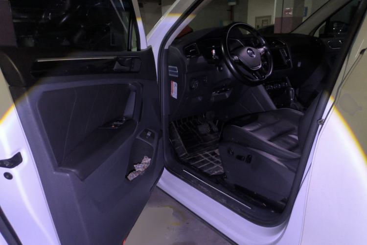 Used Volkswagen Tiguan 2017 330TSI Four-Wheel Drive High-End Model Driver Seat