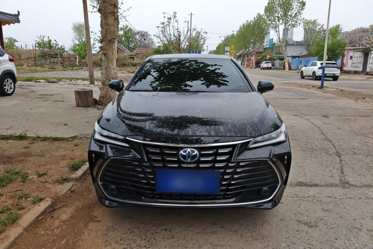 Used Toyota Avalon 2023 Dual-Engine 2.5L Luxury Edition Front