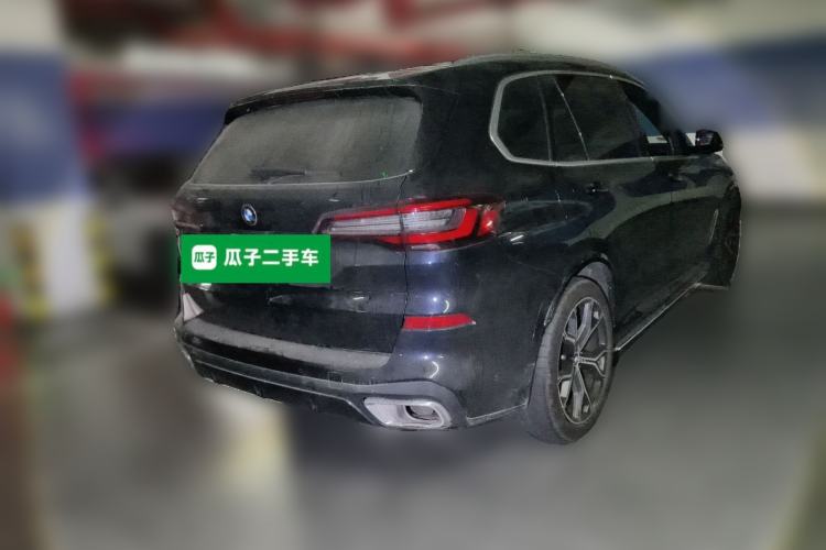 Used BMW X5 2022 xDrive 40Li M Sport Package Rear Right 45 Deg