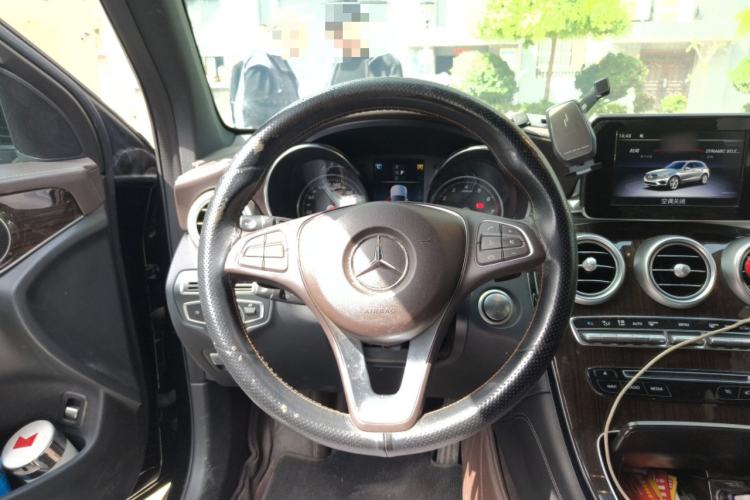 Used Mercedes-Benz GLC 2019 GLC 260 L 4MATIC Dynamic Model Steering Wheel