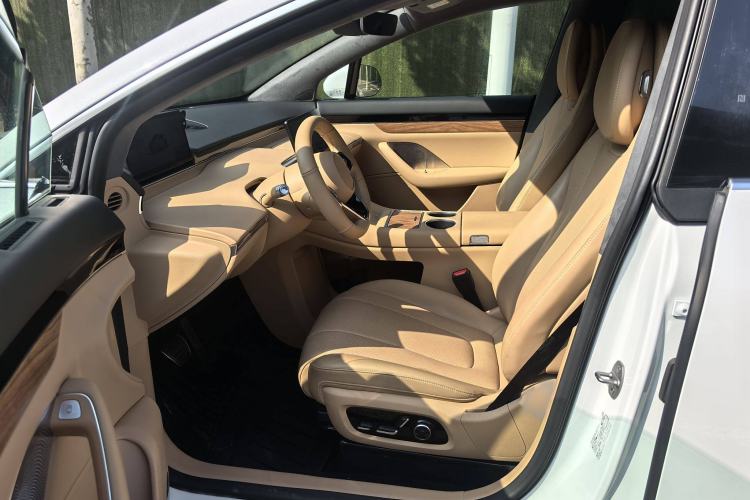 Used Hima Luxeed R7 2024 All-Electric 736 km Ultra