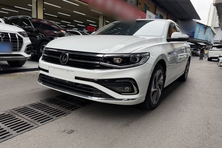 Used Volkswagen Bora 2023 300TSI DSG Prestige Edition